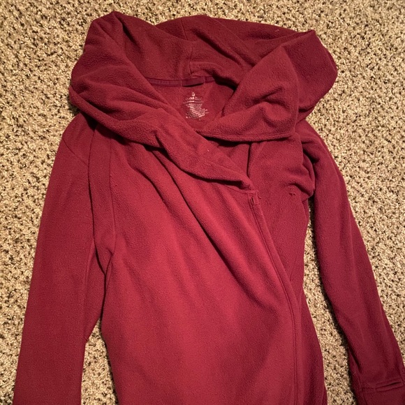 Cuddl Duds Sweaters - Cuddl Duds Purplish-red Fleece Sweater